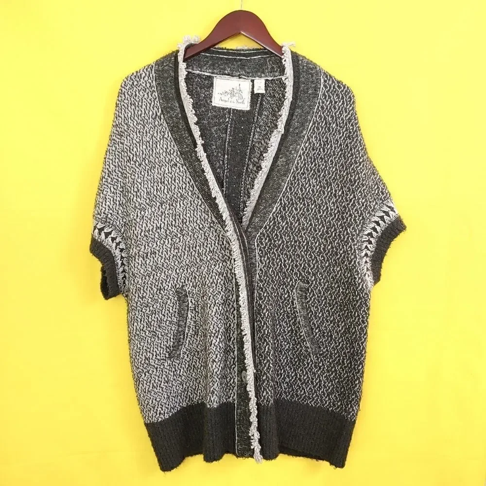 Angel of The North Shrug Fringe Cardigan Sweater Grey White Button XS Oversized